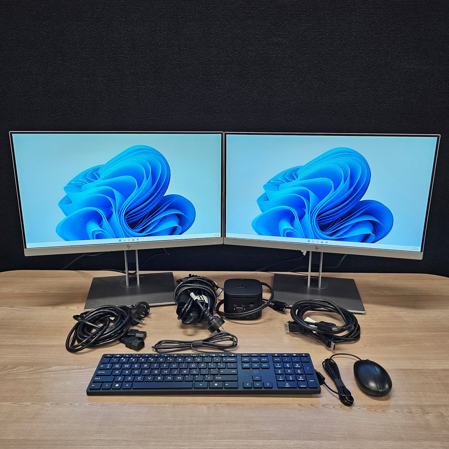Refurbished HP 21.5" E223 Work From Home Package