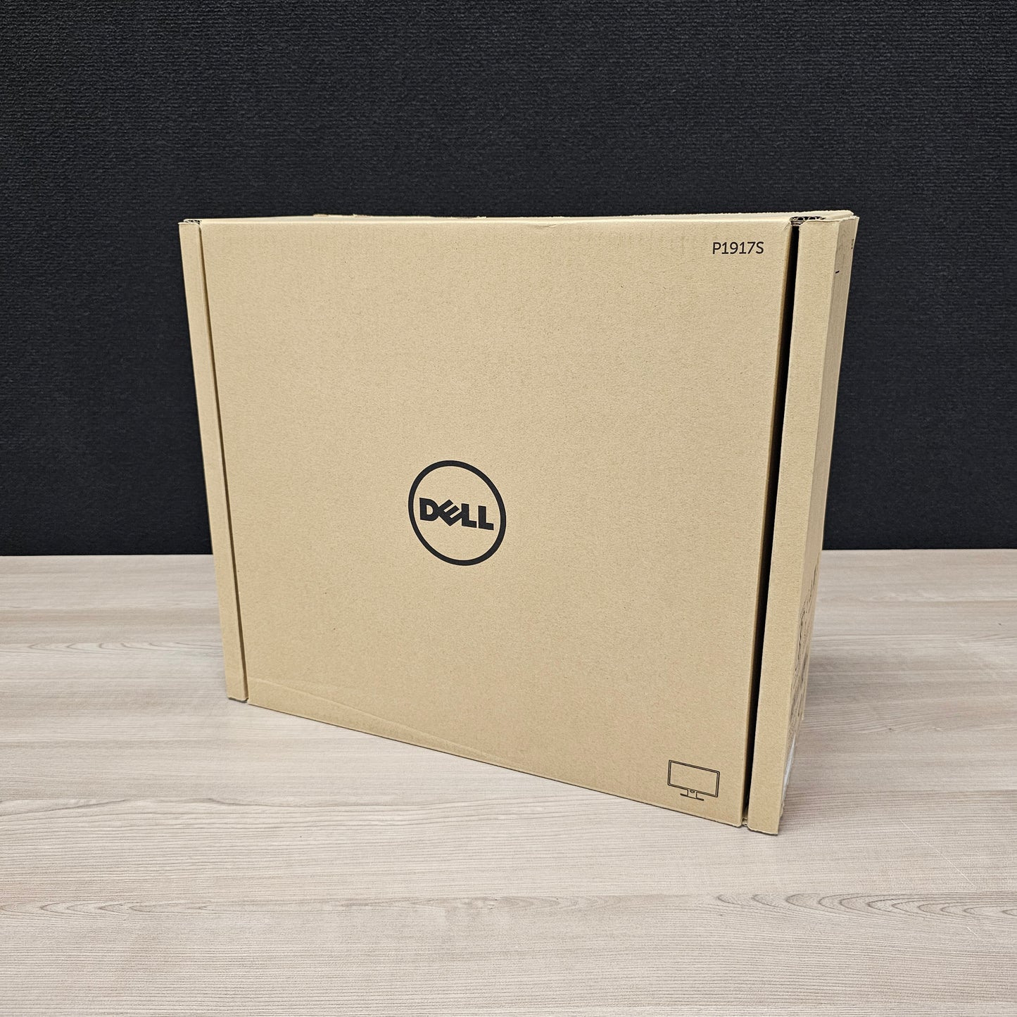 New Dell P1917S 19" Monitor