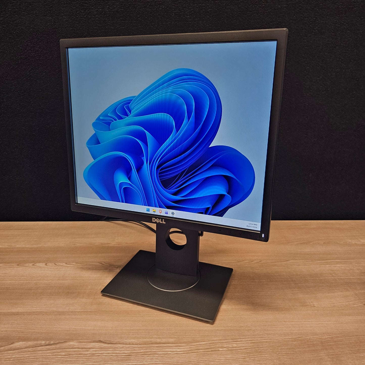 New Dell P1917S 19" Monitor