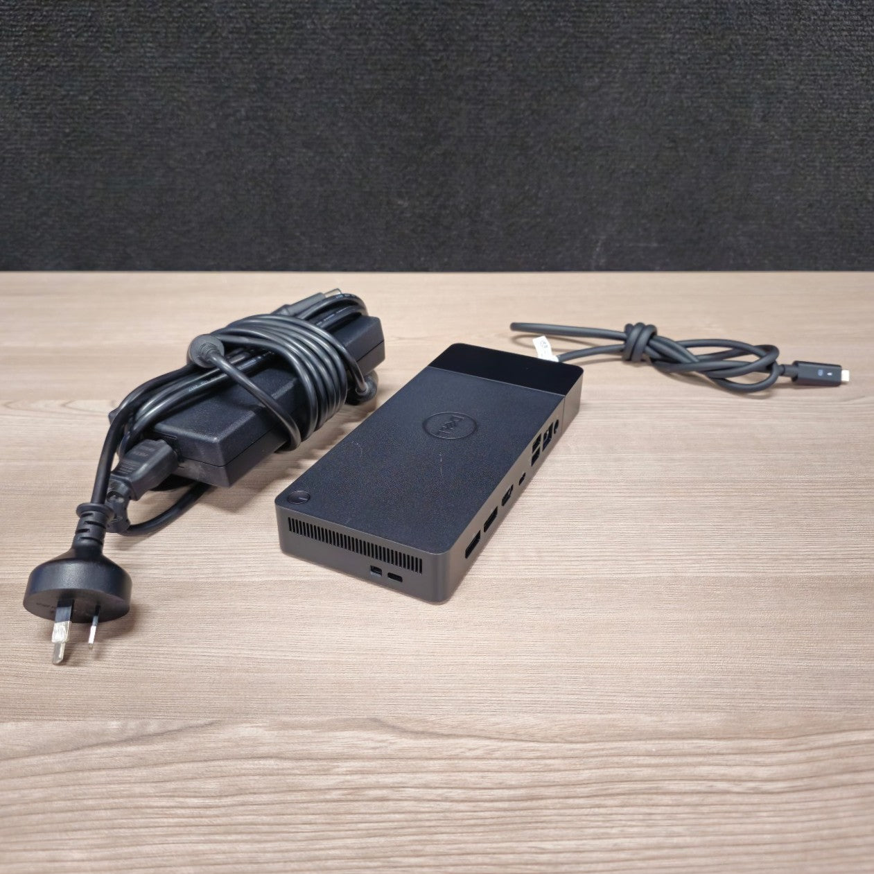 Refurbished Dell K20A Docking Station