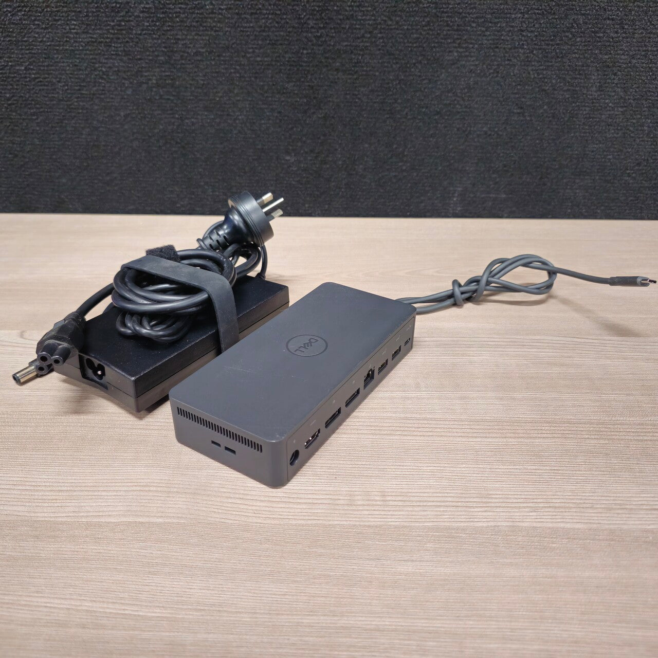 Refurbished Dell K22A Docking Station