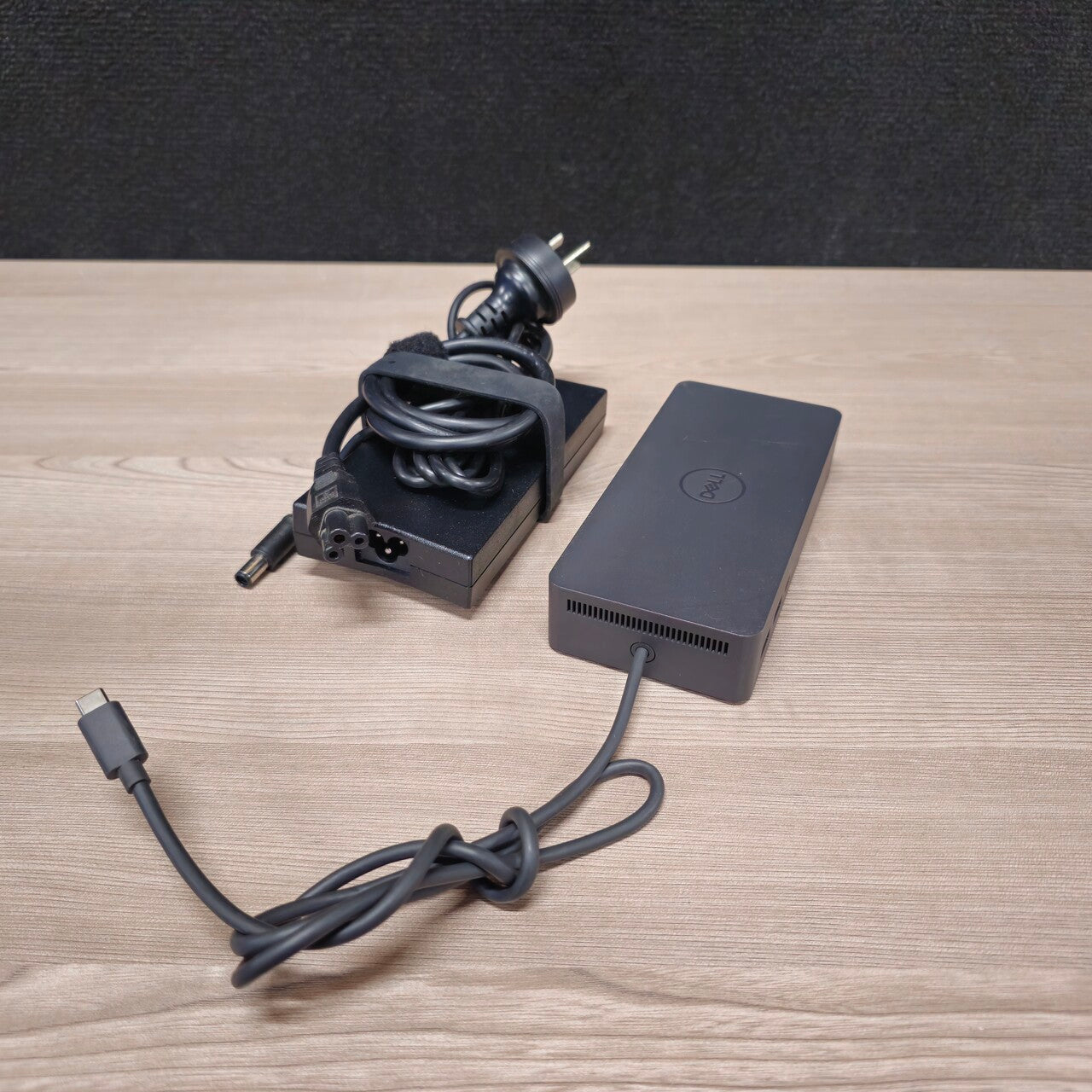 Refurbished Dell K22A Docking Station