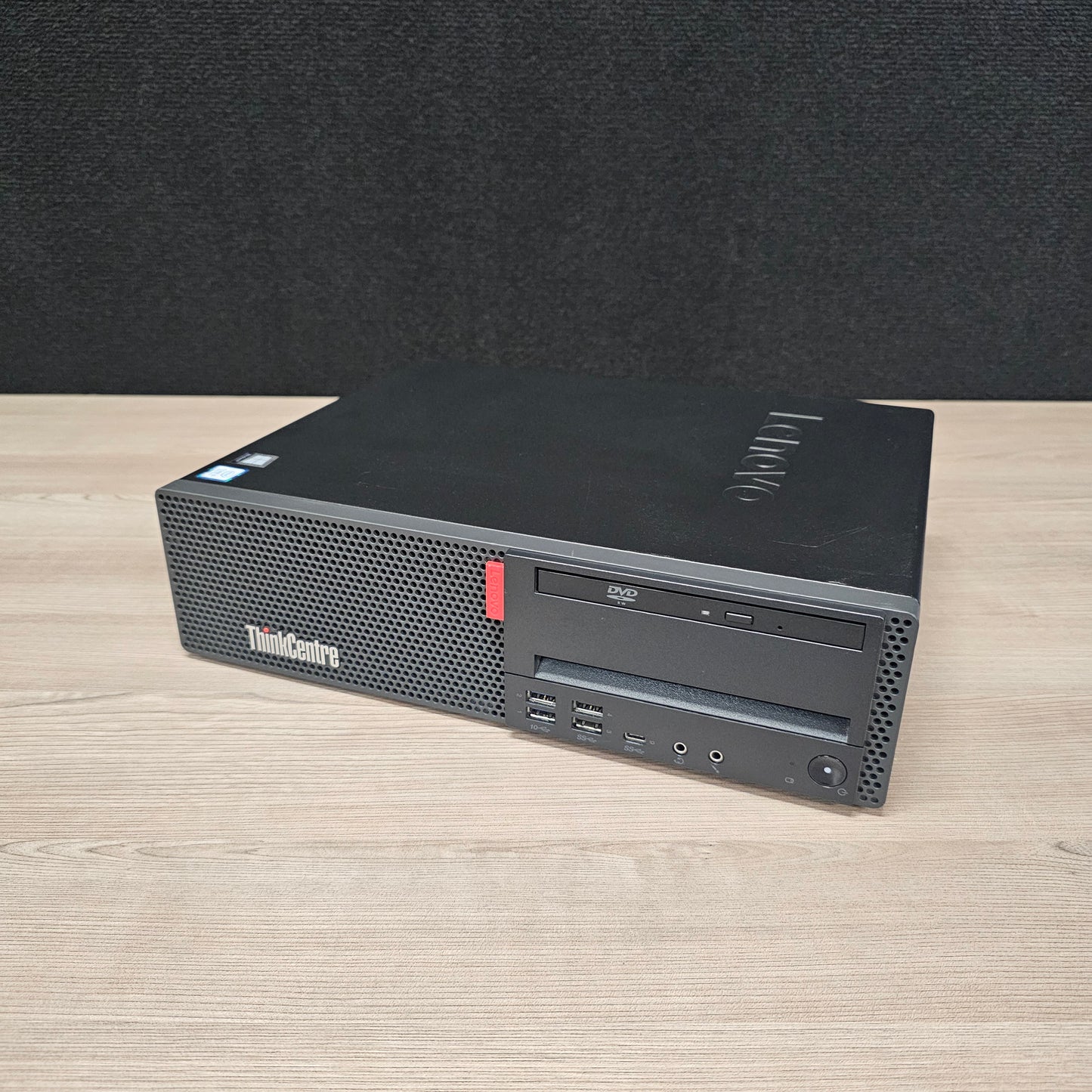 Refurbished Lenovo M720S Desktop Tower / i5 8th Gen / 16GB / 256GB / W11 (Get One Give One)
