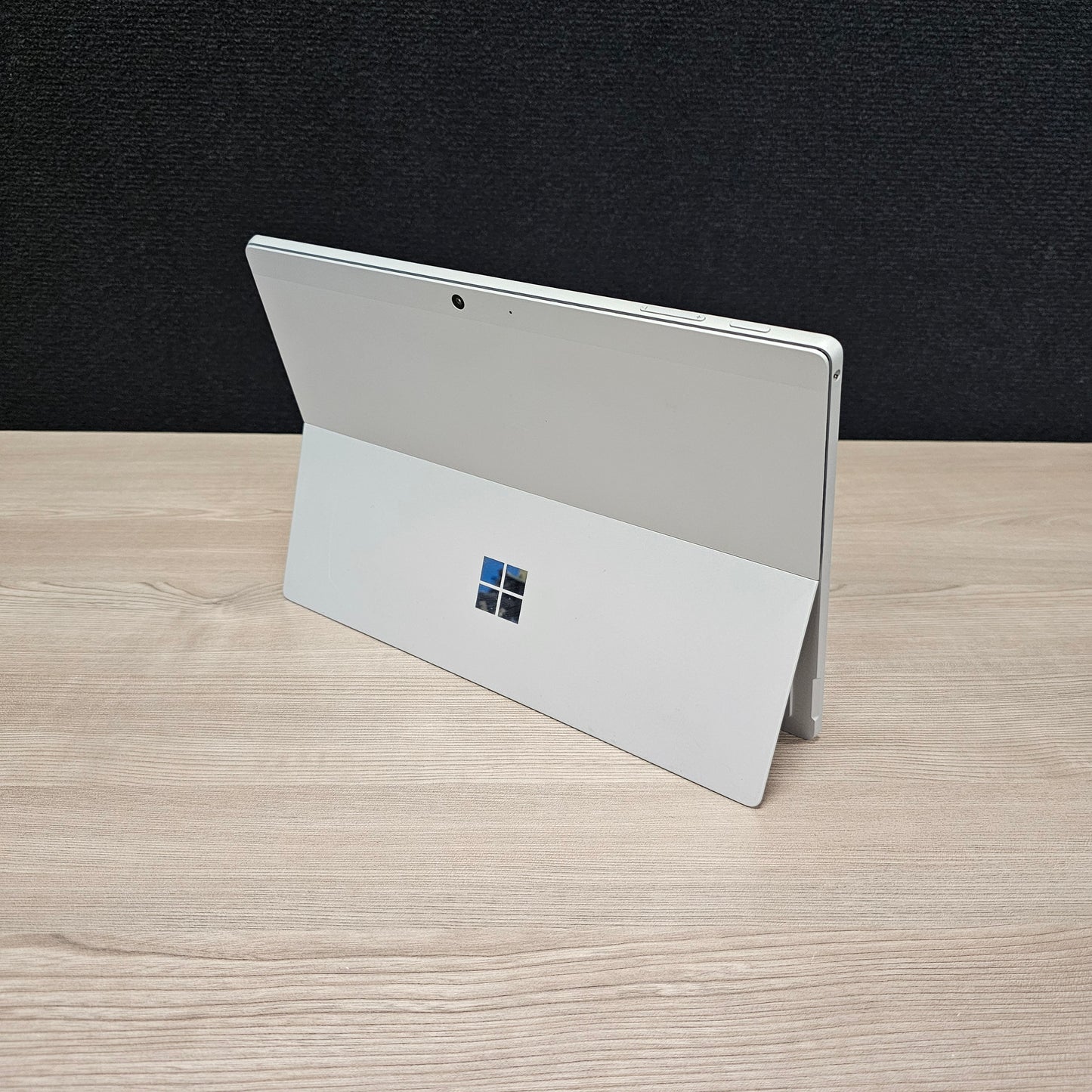 Refurbished Microsoft Surface Pro 7+ / i5 11th Gen / 16GB / 256GB / Touch / Cellular / W11 (Get One Give One)